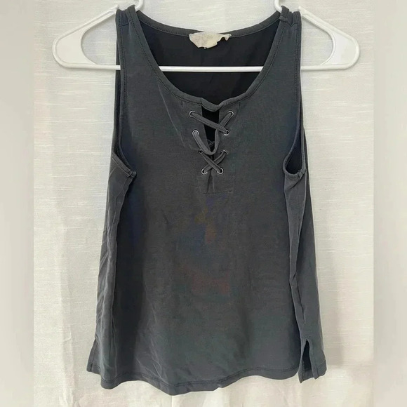 Pink Republic Tops - Pink Republic V Hem Tank Top